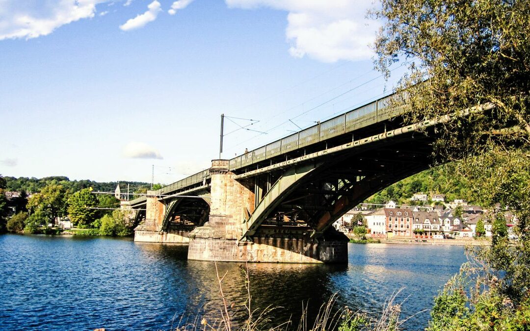 Moselbrücke Güls, Bahnstrecke 3010 Koblenz-Perl